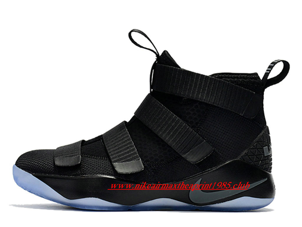 basket homme toute noire